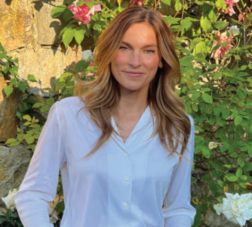 香水的繁榮第一部分:解開(kāi)這一令人驚訝的彈性增長(zhǎng)類消費(fèi)品背后的市場(chǎng)驅(qū)動(dòng)力 香水的繁榮第一部分:解開(kāi)這一令人驚訝的彈性增長(zhǎng)類消費(fèi)品背后的市場(chǎng)驅(qū)動(dòng)力