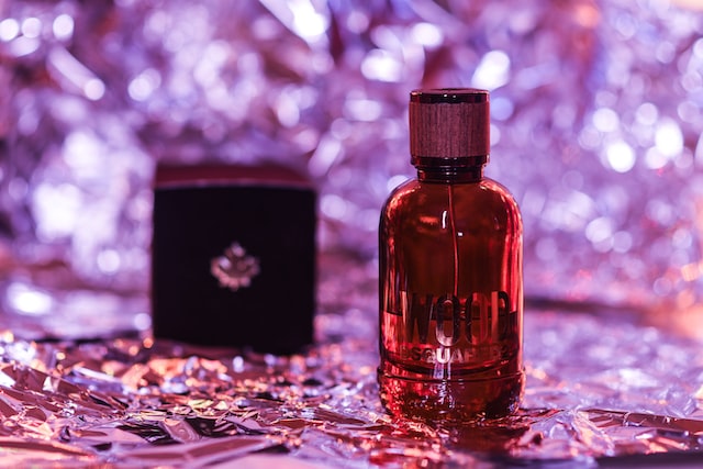 香水噴多了怎么辦？香水的正確使用方法