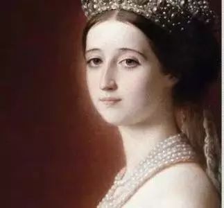 法國(guó)人有多愛用香水？拿破侖一天能用7瓶