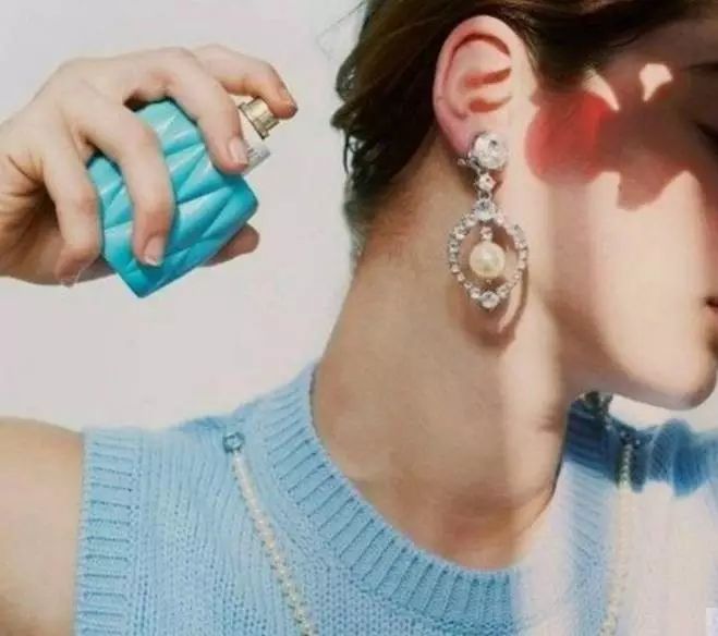 戀愛必備“發(fā)香噴霧”，即使逆風十里，依然“香氣”襲人