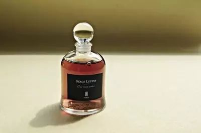 梔子花|4月過(guò)半，純白季即將來(lái)襲，請(qǐng)你穿上“梔子花”入夢(mèng)！