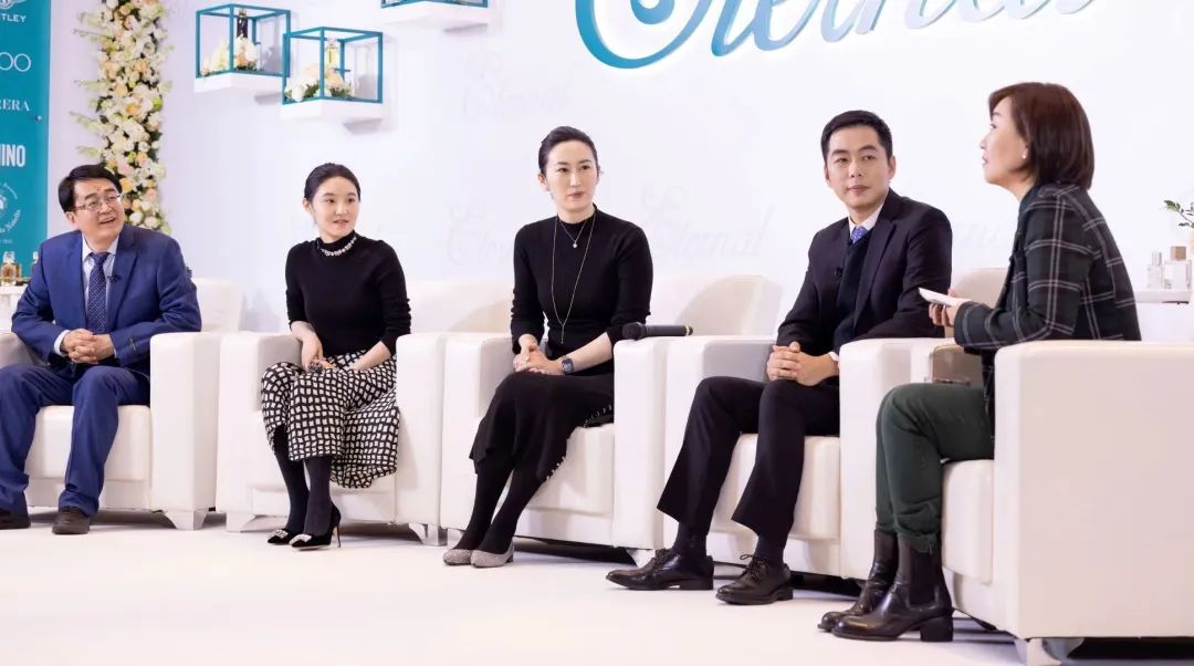 《2022中國香水行業(yè)研究白皮書》發(fā)布： 香氛新賽道發(fā)展迅速，“情緒療愈”成為消費重要關(guān)注點