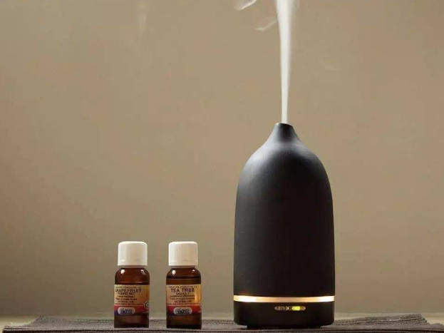 不同擴(kuò)香機(jī)的噴香原理及香薰配方設(shè)計原則